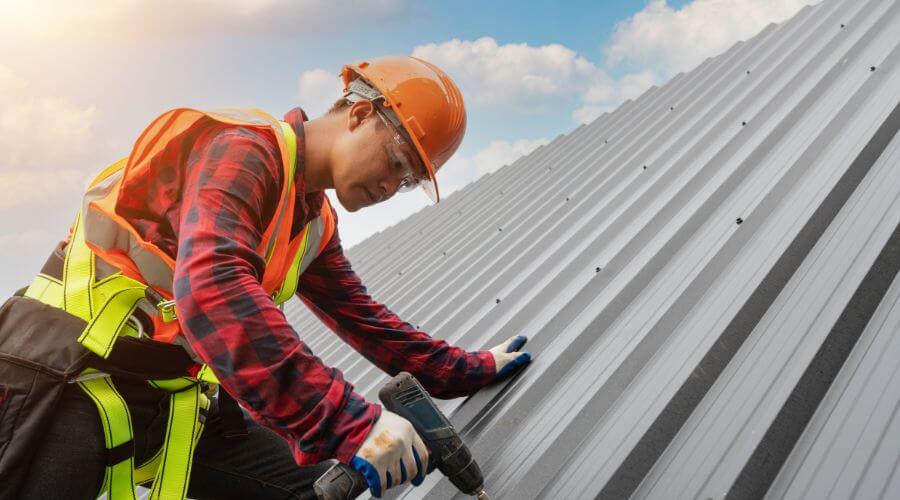 Professional Emergency Roof Repairs services in Wallback, WV